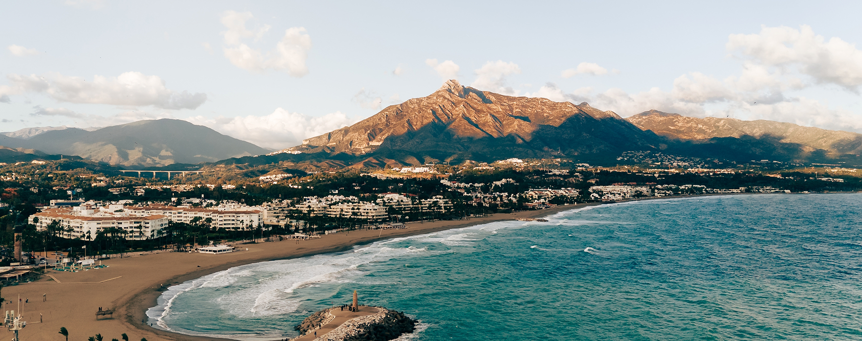 Discover the Top 10 Beach Clubs on the Costa del Sol: Your Guide to Sun